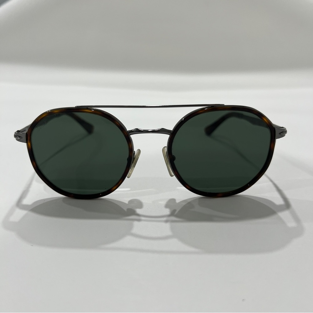 Persol 2456s 513/31 Gunmetal Green Round Sunglasses 53mm